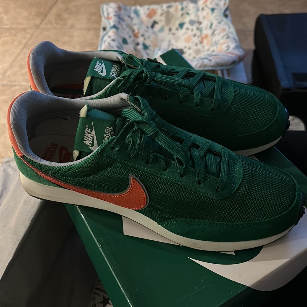 stranger things x air tailwind